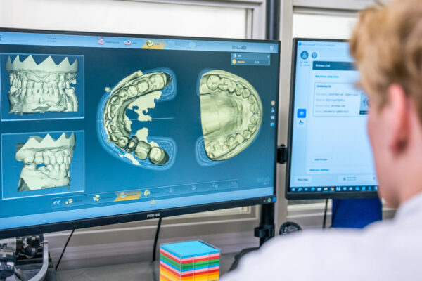 Smart-Dentals-3W-LR-39-1920x1080